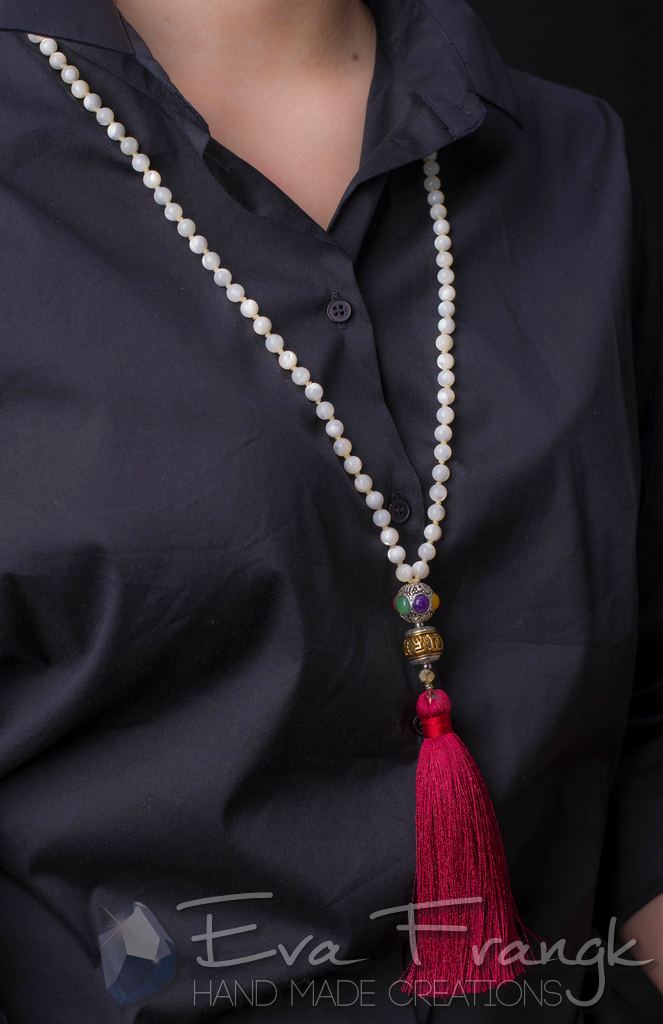 001M-EVAFRANGK-MALA-LEYKO-FILNTISI-METAKSI-6 EvaFrangk