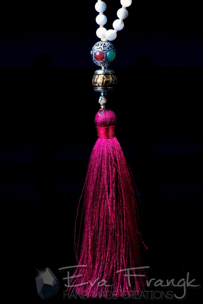 001M-EVAFRANGK-MALA-LEYKO-FILNTISI-METAKSI-7 EvaFrangk