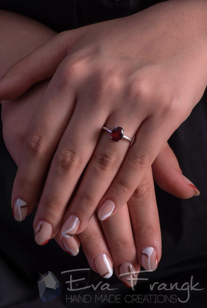 010SR-EVAFRANGK-DAXTYLIDI-KOKINOS-GRANATIS-MONOPETRO-5 EvaFrangk