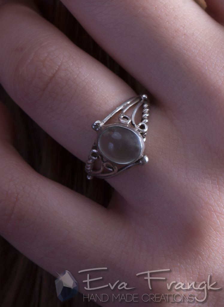 013SR-EVAFRANGK-DAXTYLIDI-AKOYAMARINA-MONOPETRO-11 EvaFrangk