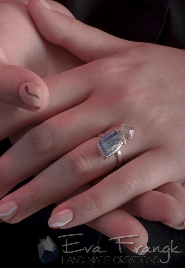 014SR-EVAFRANGK-DAXTYLIDI-HERKIMER-DIAMOND-KYANITIS-4 EvaFrangk