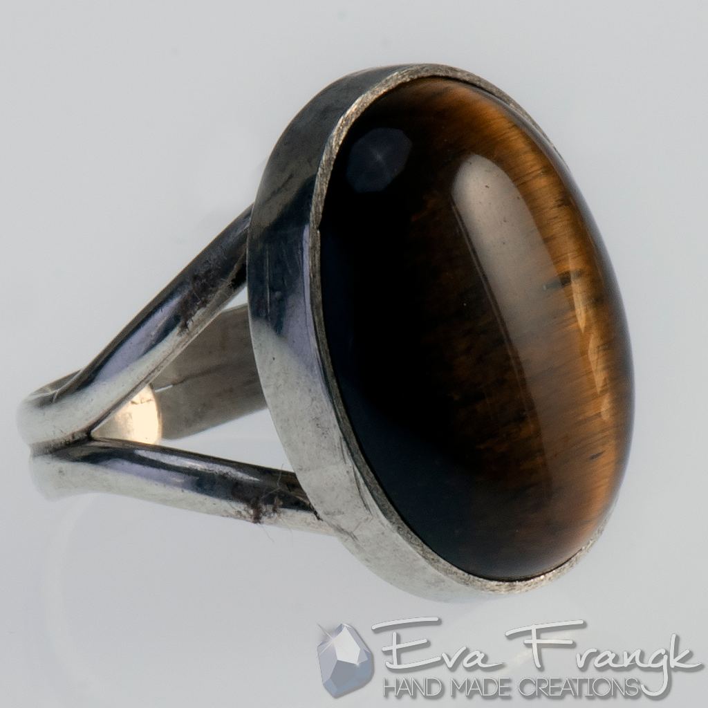 017SR-EVAFRANGK-DAXTYLIDI-MATITIGRI-MONOPETRO-1 EvaFrangk