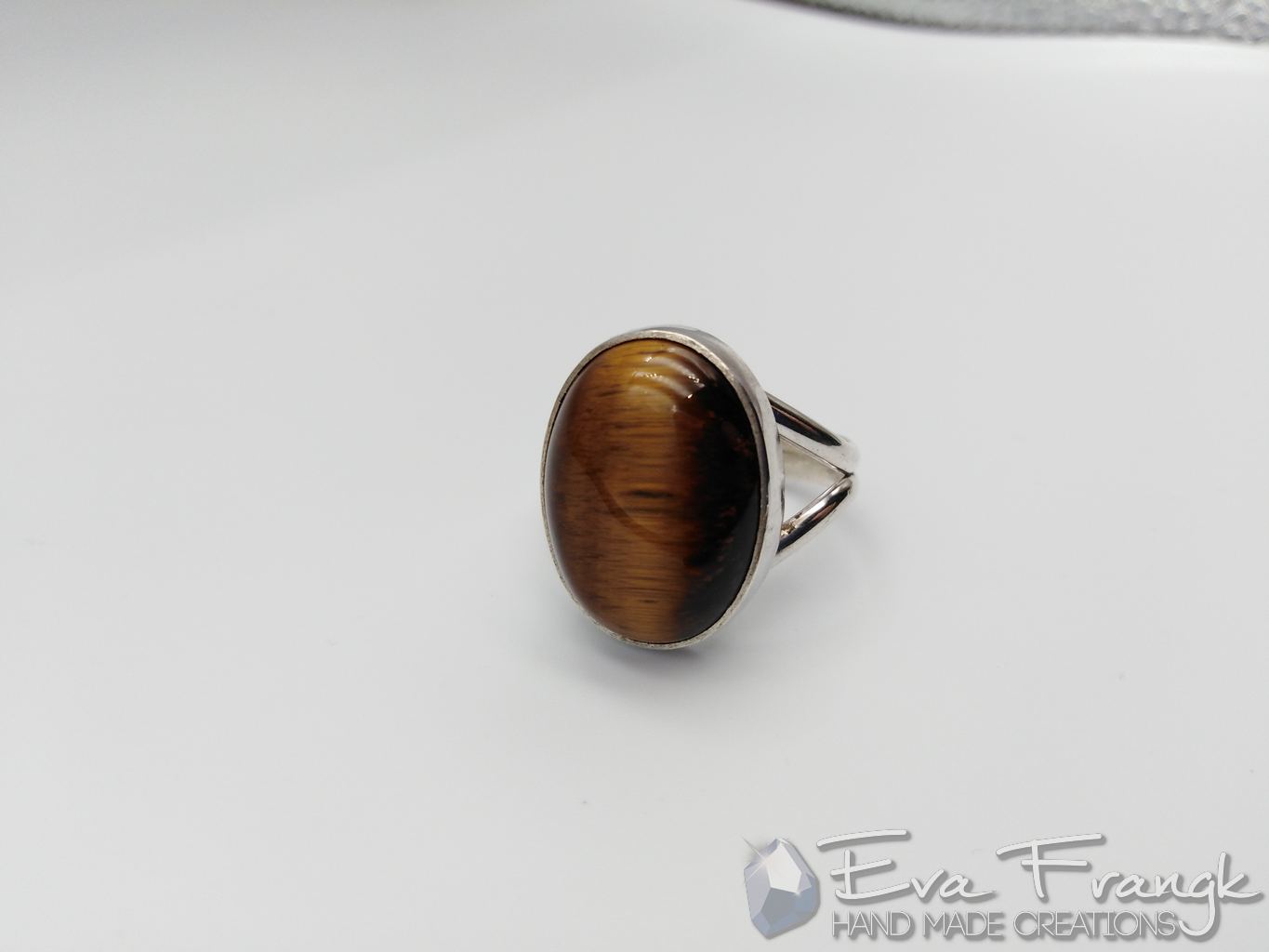 017SR-EVAFRANGK-DAXTYLIDI-MATITIGRI-MONOPETRO-10 EvaFrangk