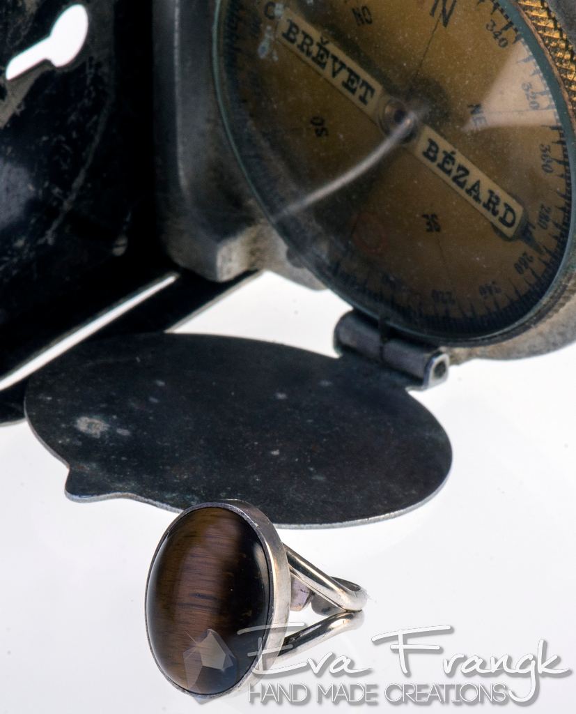 017SR-EVAFRANGK-DAXTYLIDI-MATITIGRI-MONOPETRO-4 EvaFrangk