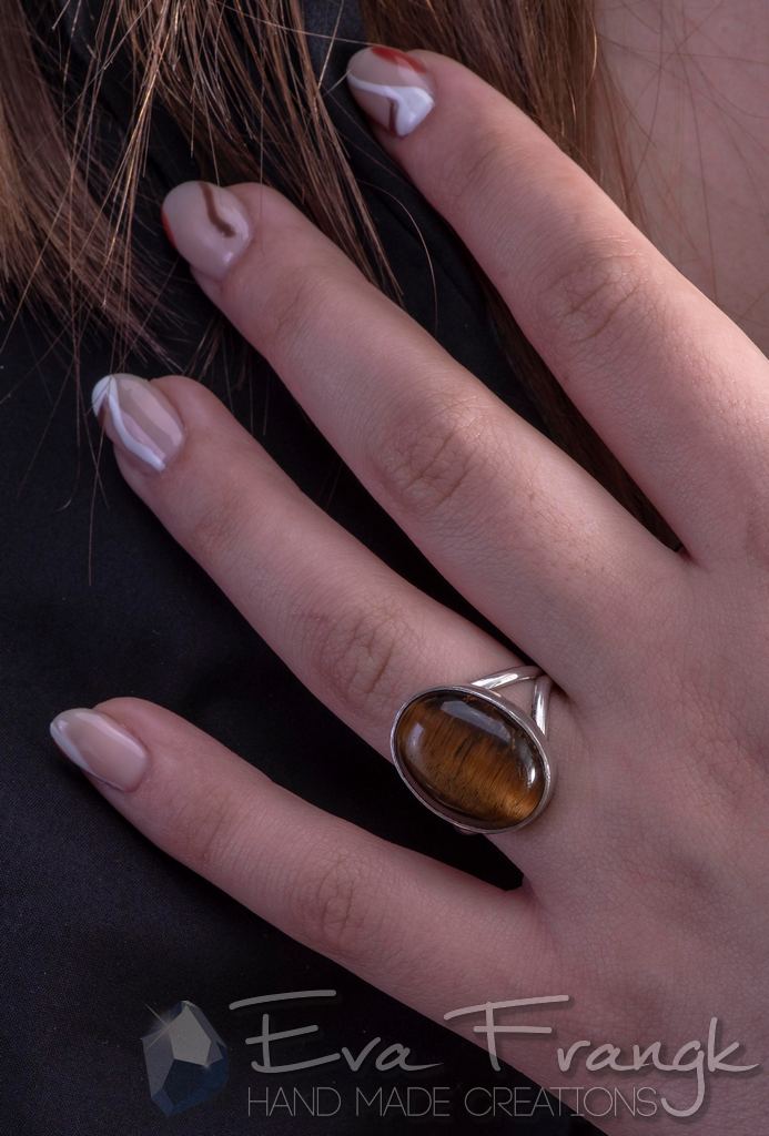 017SR-EVAFRANGK-DAXTYLIDI-MATITIGRI-MONOPETRO-6 EvaFrangk