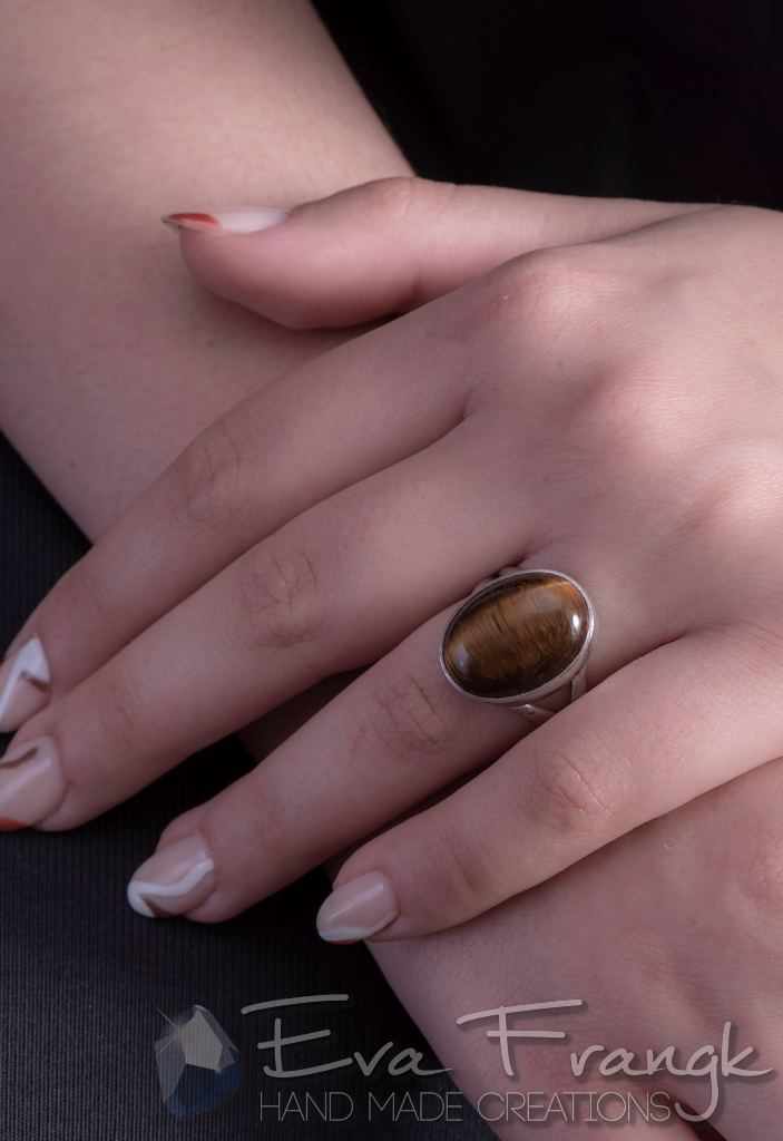 017SR-EVAFRANGK-DAXTYLIDI-MATITIGRI-MONOPETRO-8 EvaFrangk