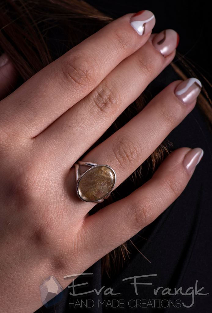 019SR-EVAFRANGK-DAXTYLIDI-XRYSO-ROYTILIO-XALAZIAS-MONOPETRO-3 EvaFrangk