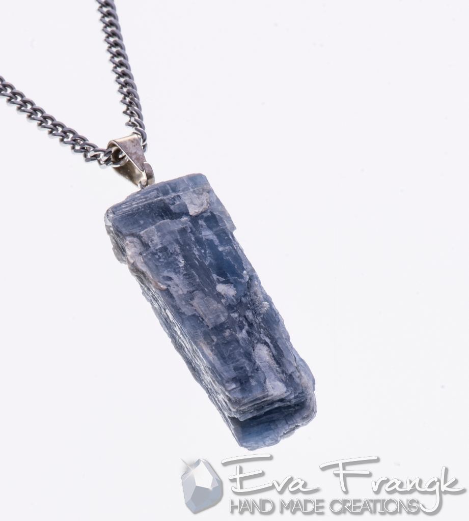 035E-EVAFRANGK-MENTAGION-FILAXTO-KYANITIS-2 EvaFrangk