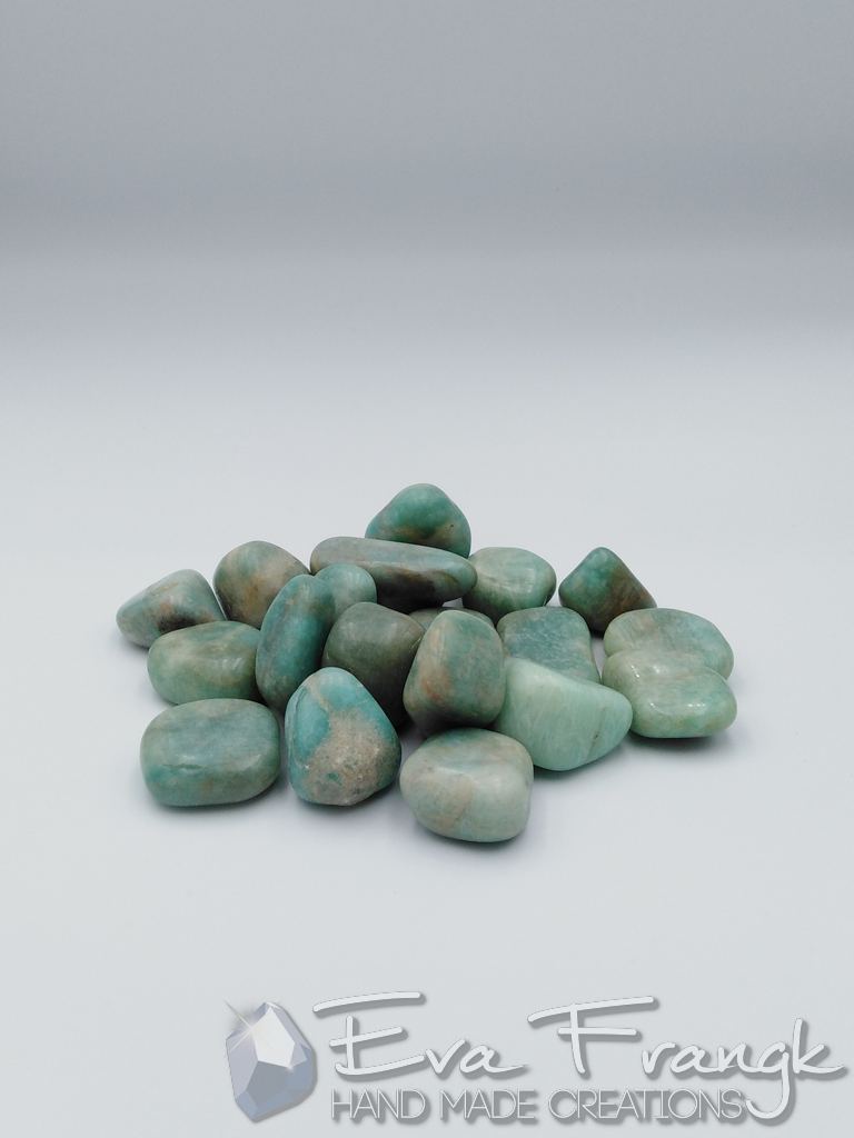 004GQ-EVAFRANGK-AMAZONITIS-MPAROK-BOTSALO-GYALISMENO-3 EvaFrangk