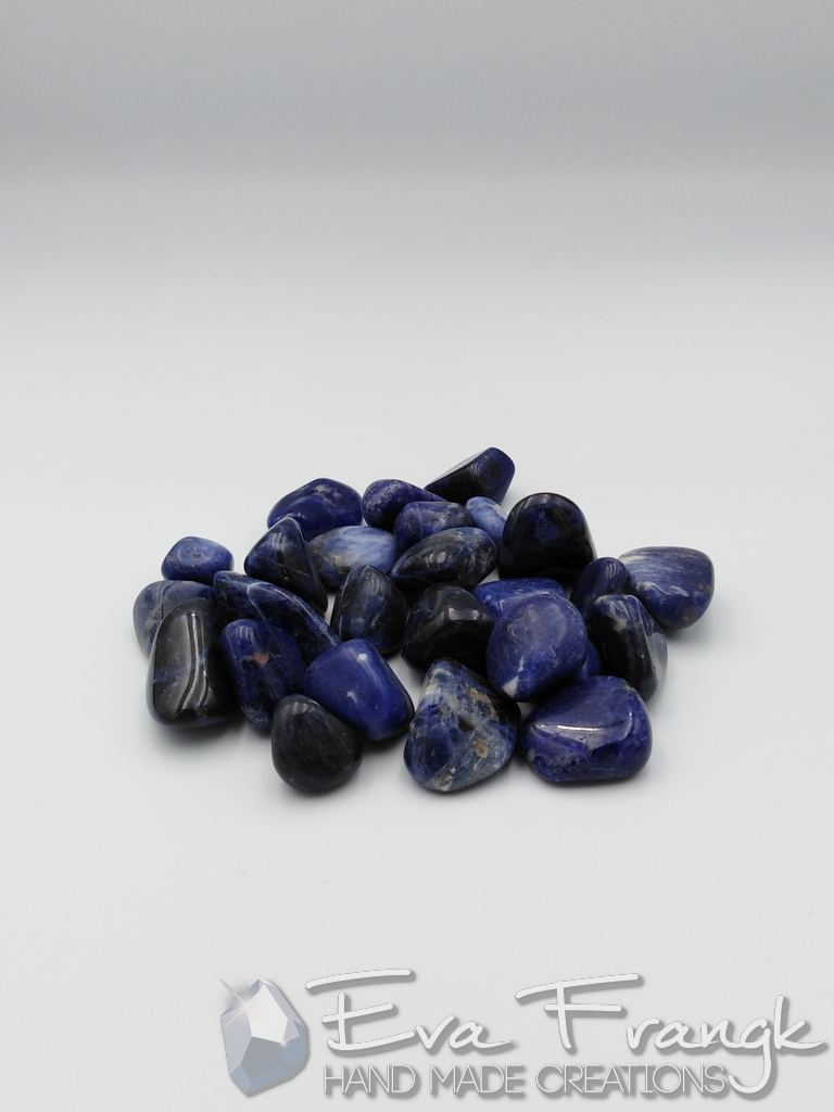 005GQ-EVAFRANGK-SODALITHOS-MPAROK-BOTSALO-GYALISMENO-4 EvaFrangk