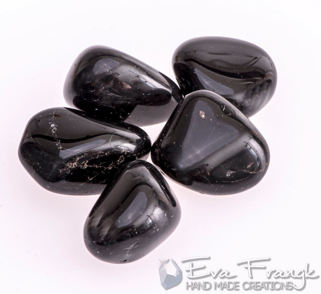 007GQ-EVAFRANGK-MAYROS-ONYXAS-MPAROK-BOTSALO-GYALISMENO-2 EvaFrangk