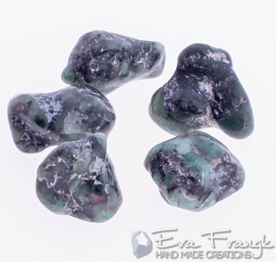 037GQ-EVAFRANGK-SMARAGDI-MPAROK-BOTSALO-GYALISMENO-4 EvaFrangk