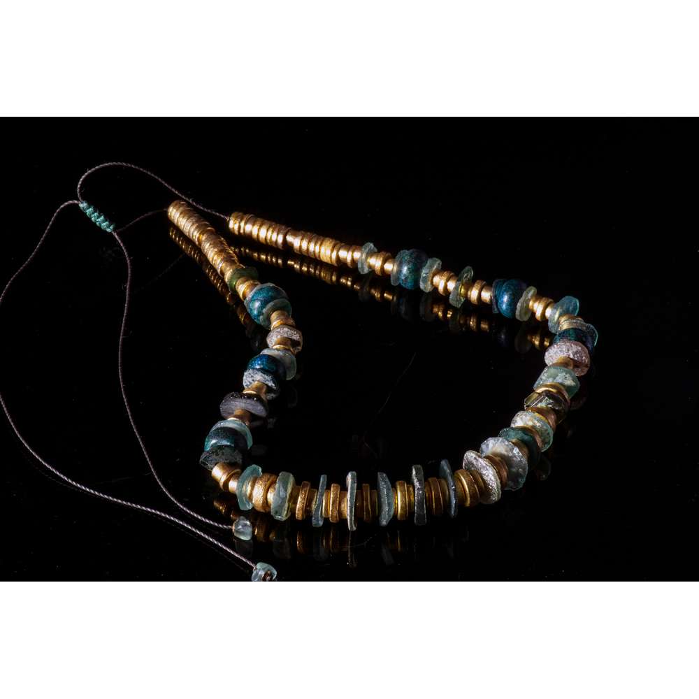 001R-EVAFRANGK-KOLIE-MPLE-XRYSO-8 Χειροποίητο κολιέ με Ρωμαικό γυαλί και χρυσά στοιχεία