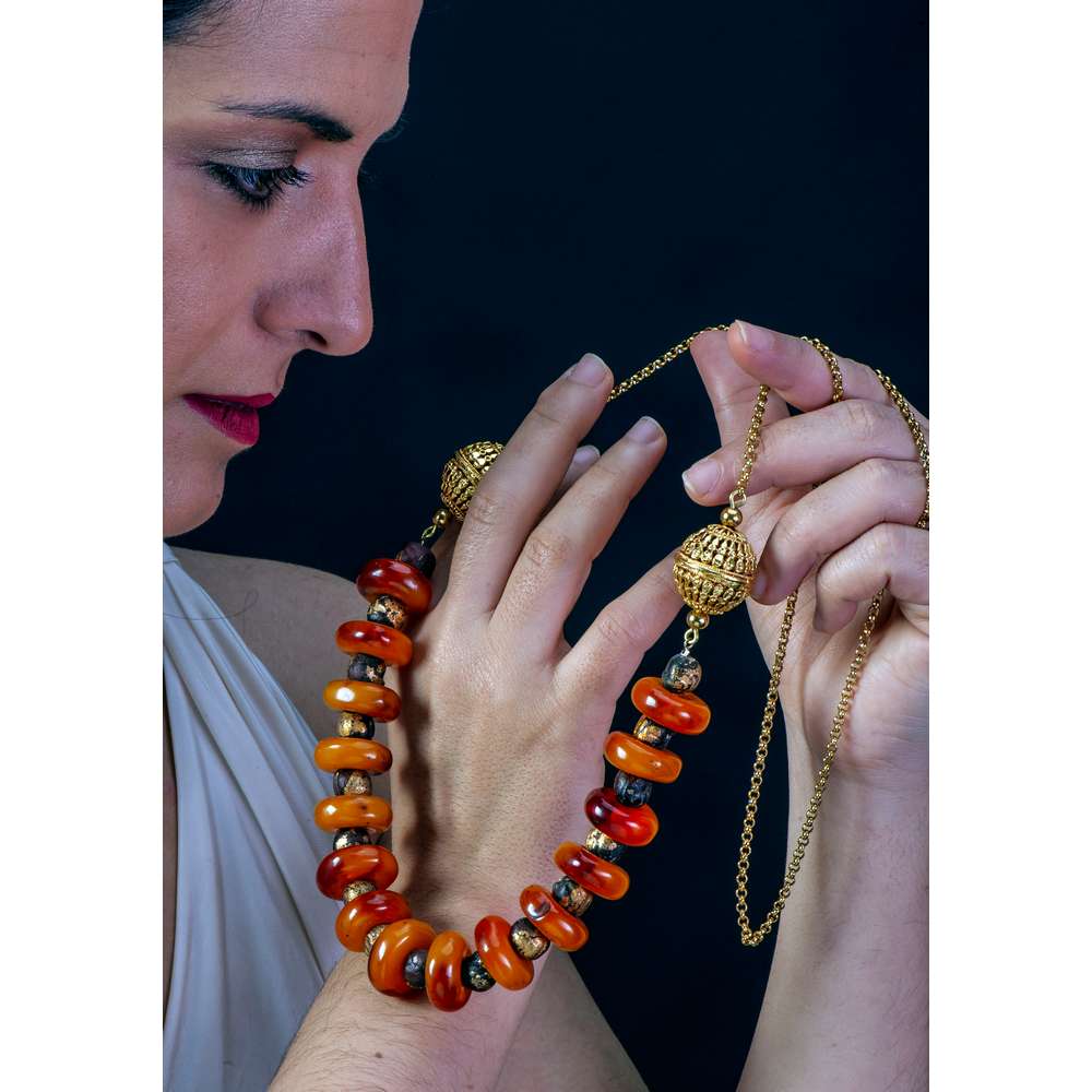 003R-EVAFRANGK-KOLIE-KEXRIMPARI-XRYSO-2 Handmade necklace with amber and gold elements