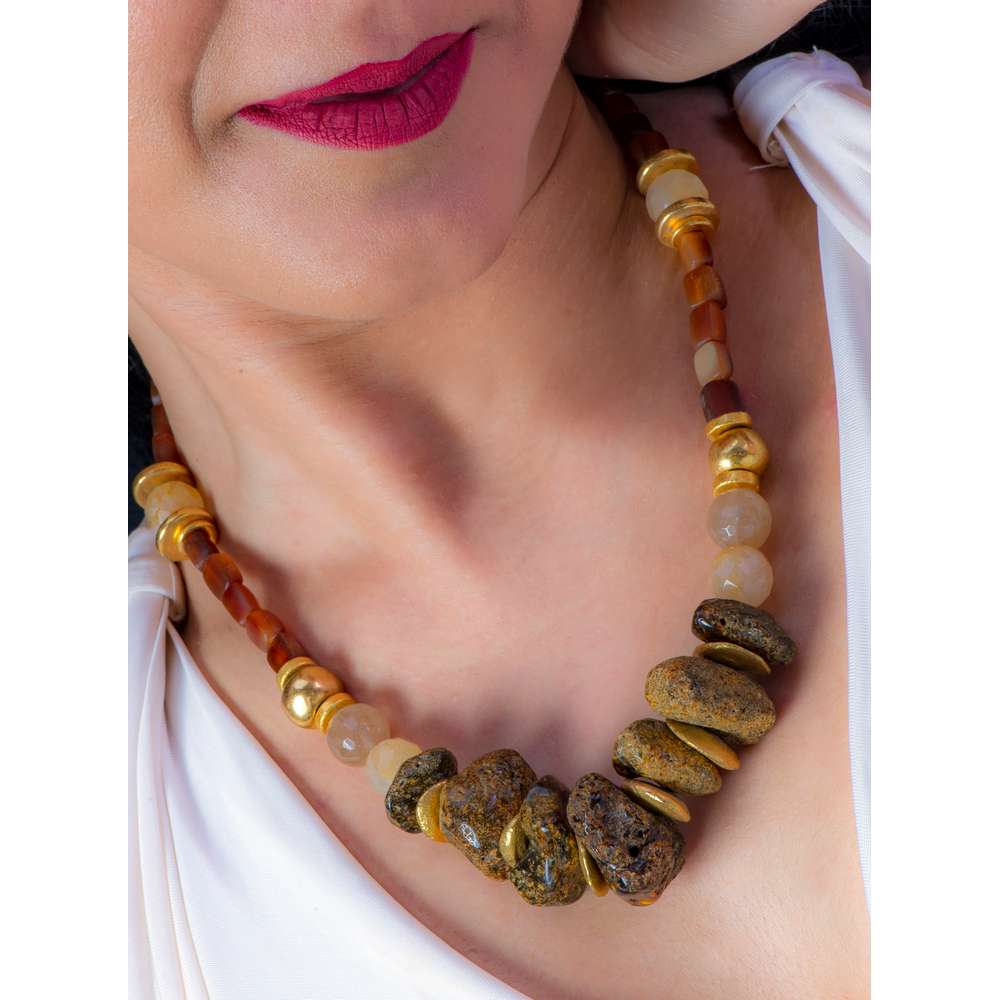 004R-EVAFRANGK-KOLIE-KEXRIMPARI-KERATO-KALSITIS-XRYSO-6 Χειροποίητο κολιέ με ακατέργαστο κεχριμπάρι και χρυσά στοιχεία