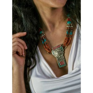 Χειροποίητο κολιέ με κοράλια, δράκο και ασημένια στοιχεία