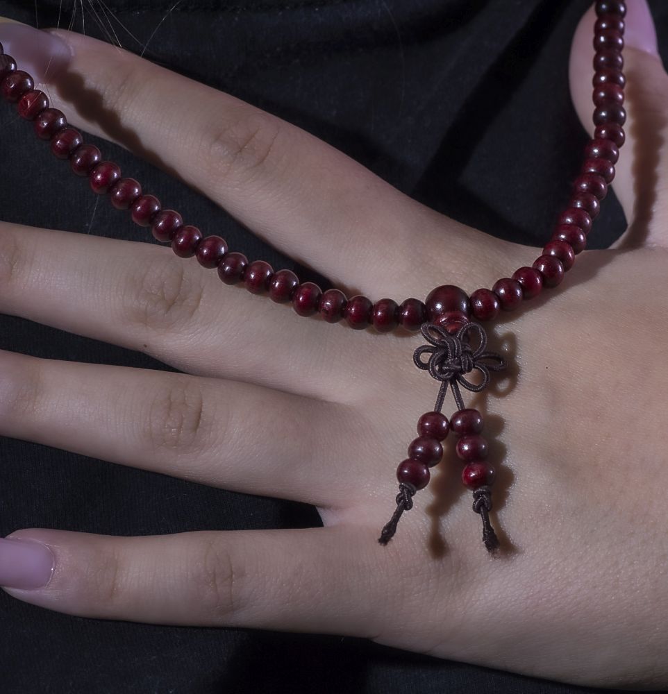 003M EVAFRANGK MALA KOKKINO SANDALOKSYLO 5 003M EVAFRANGK MALA KOKKINO SANDALOKSYLO 5