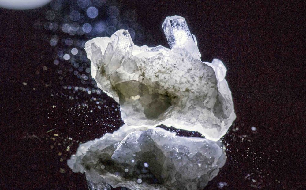 02RAF EVAFRANGK CRYSTAL XALAZIAS 10 02RAF EVAFRANGK CRYSTAL XALAZIAS 10