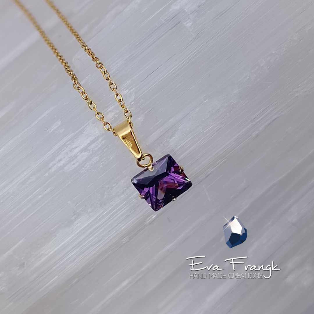 88 Σετ μενταγιόν - σκουλαρίκια με κρύσταλλο στο χρώμα του Αμέθυστου