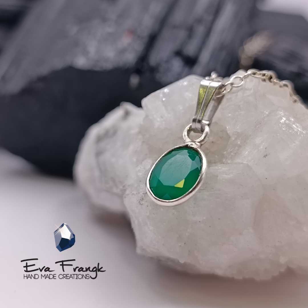 175 eva frangk - ημιπολύτιμοι λίθοι μενταγιόν με πράσινο όνυχα